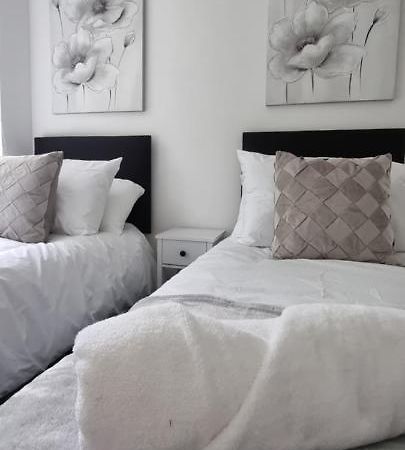 Silver Serenity Stoke-on-Trent Εξωτερικό φωτογραφία